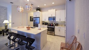 Private kitchen - Charming 3Bd Pool TH The Enclaves at Festival-350CD-NEW (Davenport)