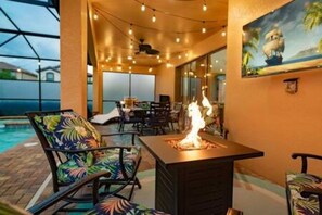 Outdoor dining - Themed Kids Rooms w/ Pool, Spa, Game Room (Kissimmee)