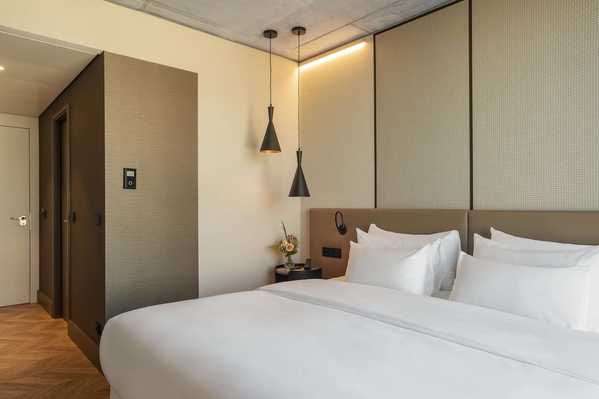 1 bedroom, minibar, in-room safe, desk