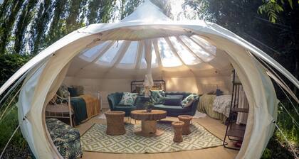 Orion 4-person Stunning Lotus Belle Tent