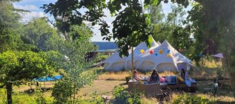 Orion 4-person Stunning Lotus Belle Tent