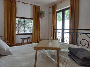 2 bedrooms, travel cot, WiFi, bed sheets - Fantastischer Meerblick, Private Lage mit Beheiztem Pool (Mácher)