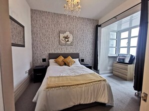2 bedrooms, free WiFi, bed sheets