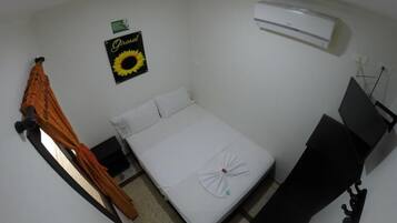 9 bedrooms, free WiFi