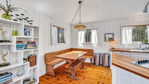 Maison, 2 grands lits (East Hampton Springs Haven) | Cuisine privée
