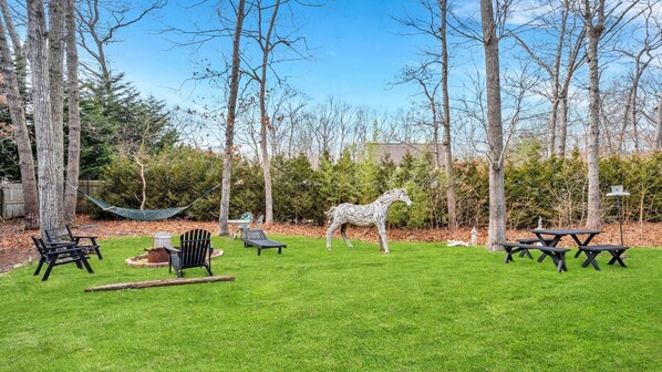 Property grounds - East Hampton Springs Haven (East Hampton)