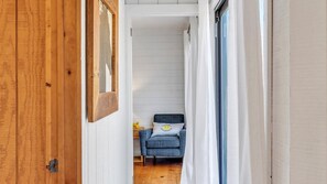 House, 2 Queen Beds (East Hampton Springs Haven) | Interior - East Hampton Springs Haven (East Hampton)