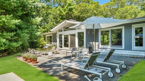 House, Multiple Beds (East Hampton Fringe Fantastic) | Property grounds - East Hampton Fringe Fantastic (East Hampton)