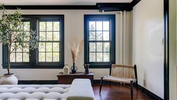 House, Multiple Beds (The Mainstay - Entire Bed & Breakfast) | 7 bedrooms