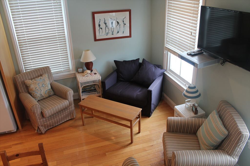 831 Stockton Avenue Unit 2