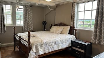 3 chambres, bureau, fer et planche à repasser, Wi-Fi gratuit