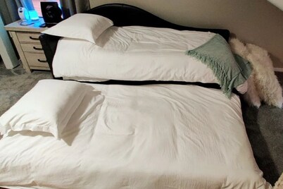 Kozy Korners: Homey, Walkable, 1 mile to DT Cincy!