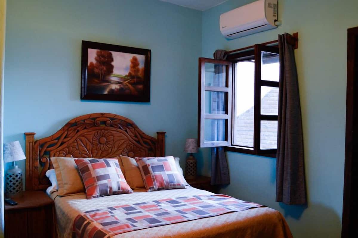 Apartamento básico, 1 quarto | 1 quarto, edredons de pluma, individualmente decorados
