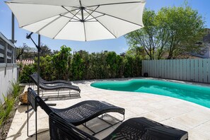 Seasonal outdoor pool - Hotel Arte del Rey (Pinamar)