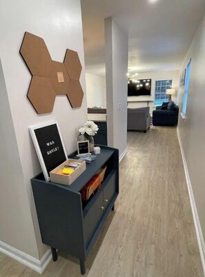 Unclassified image, 3 of 18, button