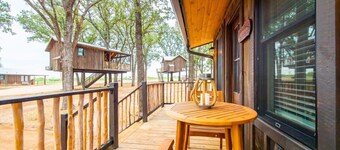 The Nuthatch Cabin (15 MIN to Magnolia & Baylor)