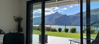 Superb apartment with wide lake view and close to the beach