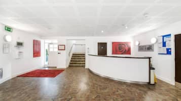 Apartment, 1 Queen Bed | Interior