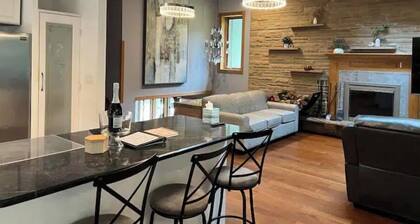 Beautiful 6 bedroom with Heated Pool & Jacuzzi