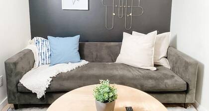 Strathcona Guest Suite