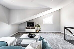 TV, fireplace, offices