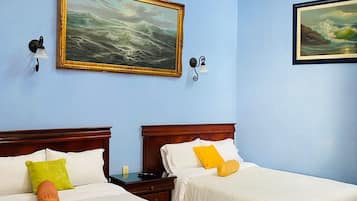 Family Room | Hypo-allergenic bedding, iron/ironing board, free WiFi, bed sheets