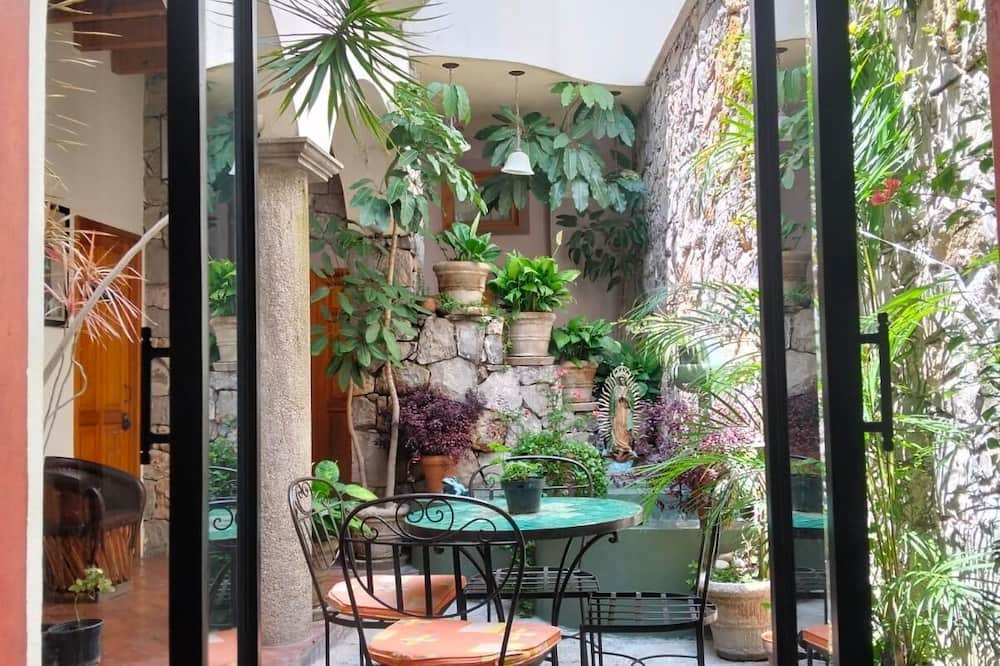 Hotel Antigua Casa de Piedra