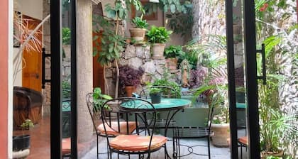 Hotel Antigua Casa de Piedra