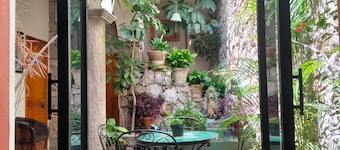 Hotel Antigua Casa de Piedra