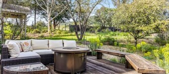 Tranquil Healdsburg Escape | Near Wineries & Plaza