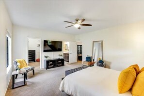 4 habitaciones, escritorio, tabla de planchar con plancha y wifi gratis 