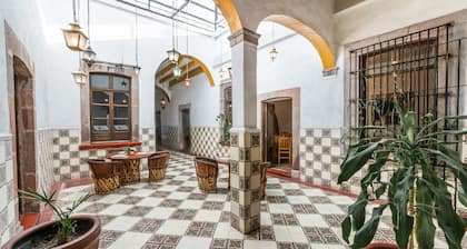Hotel Meson de Isabel