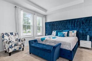 5 bedrooms, iron/ironing board, travel crib, WiFi - Townhome with Screened Pool, Kids Bedrooms, Near Attractions (Kissimmee)