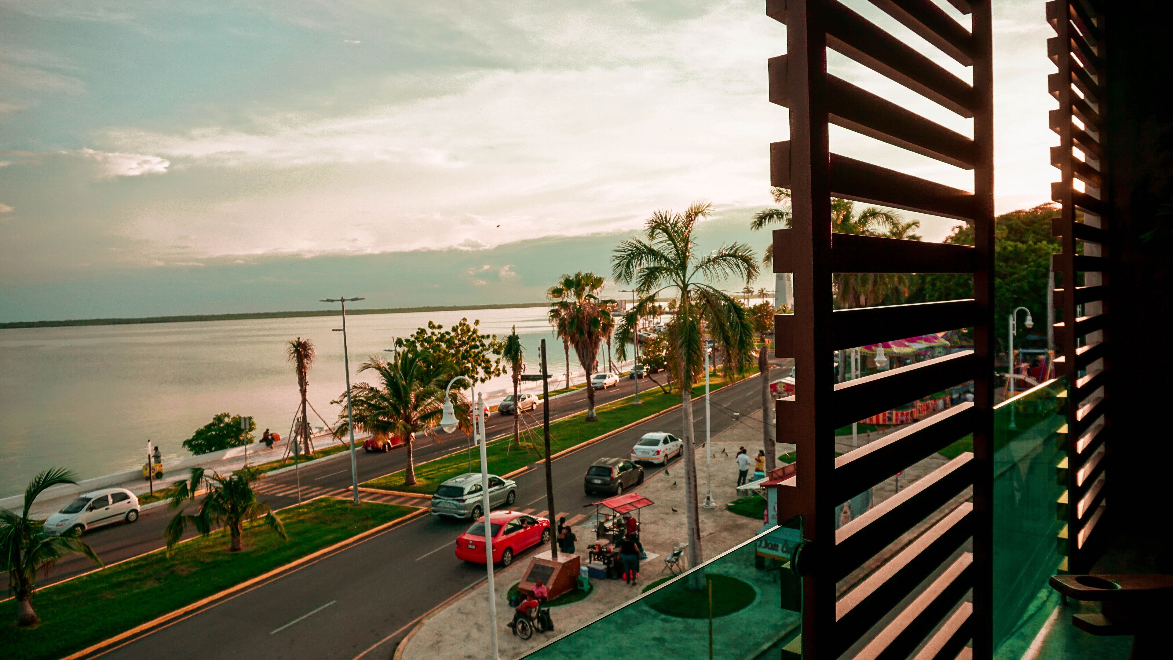 Suite estudio superior, vista parcial al océano | Terraza o patio