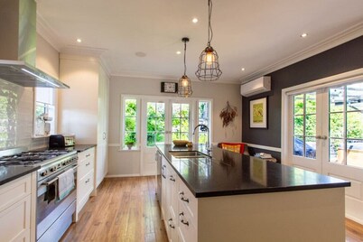 A Cosy Hideaway | Hot Tub, Garden & Warm Character Home