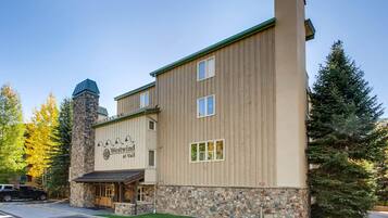 Condo, 1 King Bed with Sofa bed (Westwind 206 2BD 2BA Gold Condo) | Exterior