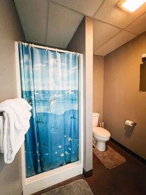 Signature Double Room | Bathroom