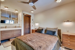Condo, 1 Queen Bed with Sofa bed (Westwind 303 1BD 1BA Plat. Condo) | 1 bedroom - Westwind 303 1BD 1BA Plat. Condo (Vail)