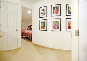 4 bedrooms, bed sheets, wheelchair access - Cozy house neart to the swimming pool with 4 bedrooms and 5 bathroom pet fiendly (Acapulco de Juárez)
