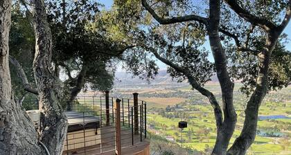 Scenic Beauty 5000 sq ft on 10 acres. close to wineries, airport, & Beach!