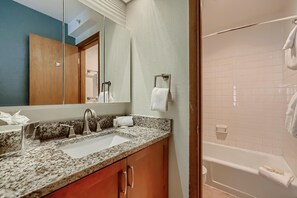 Condo, 1 cama King size (Westwind 102 2BD 2BA Diamond Condo in) | Baño