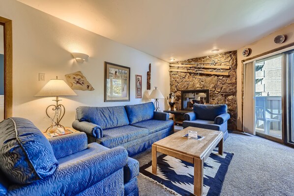 Condo, 1 King Bed (Westwind 102 2BD 2BA Diamond Condo in) | Living room