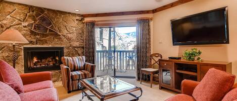 Condo, 1 King Bed with Sofa bed (Westwind 201 2BD 2BA Plat. Condo) | Living room | TV