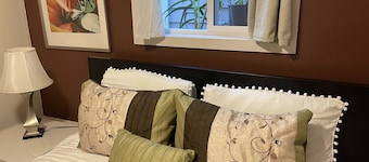 B-Love's Guest House