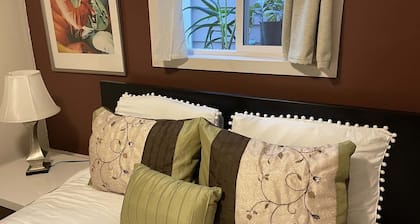 B-Love's Guest House