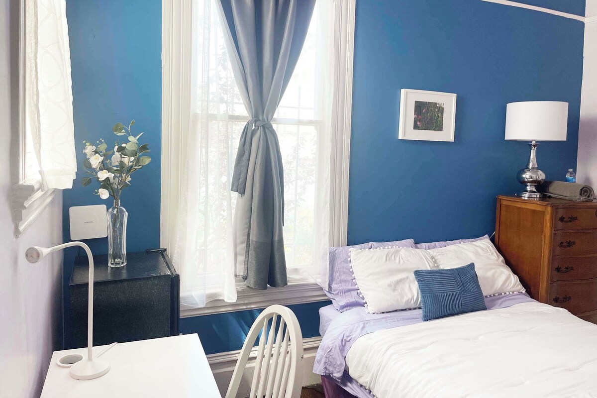Garden View Room