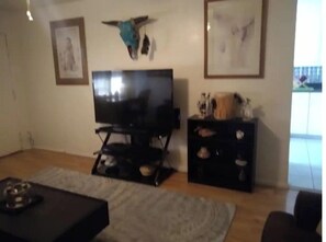 Interior - The Roxbury 9 (Albuquerque)