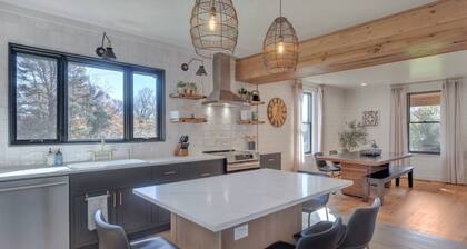 The Bungalow at Afton Mountain Retreat