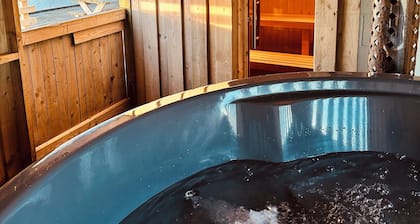 Kinnoull House near Stornoway with Hot Tub/Sauna/Pet friendly