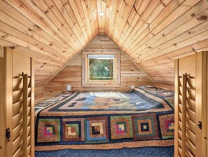 3 bedrooms, desk, free WiFi, bed sheets